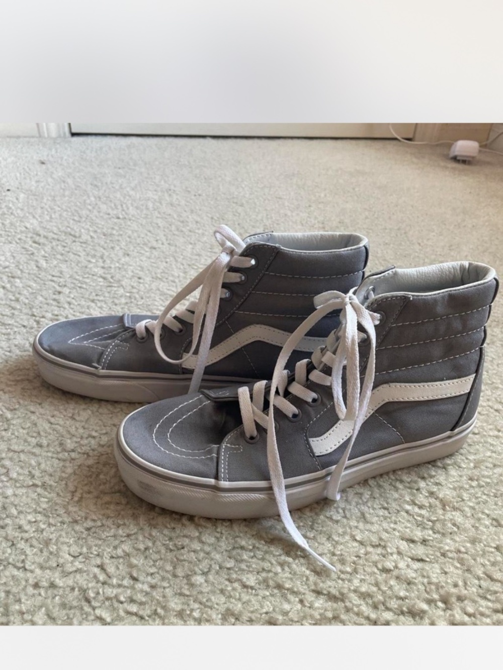 Vans - Picture 3 of 4